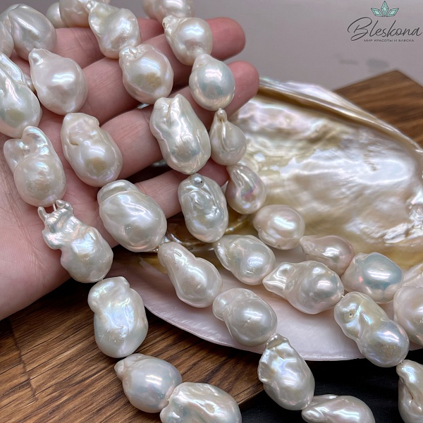 Жемчуг Барокко крупный белый ~ (17-24)*(13-16) мм 