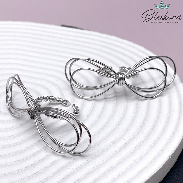 22 мм Цвет серебро, Кольцо безразмерное бантик