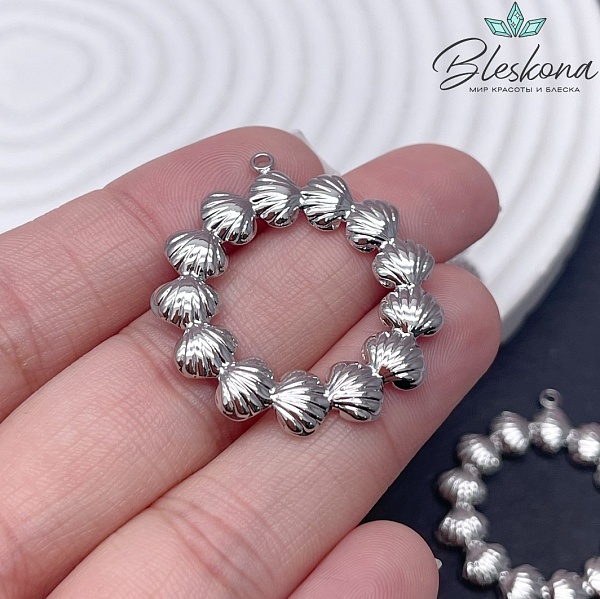 33,5*31 мм Цвет серебро, Подвеска круг из ракушек