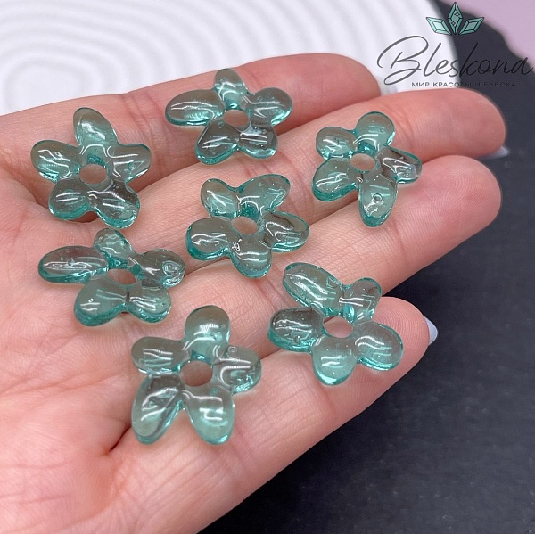 20*16 мм Подвеска цветок прозрачно- зеленый