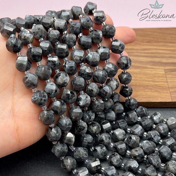 Ларвикит (Лабрадорит) огранка прямоугольная10 мм