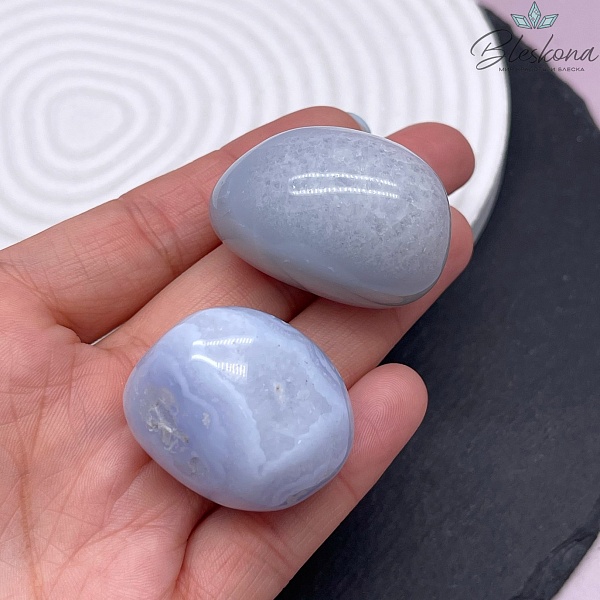 Агат голубой (Сапфирин) галтовка 31-35 мм