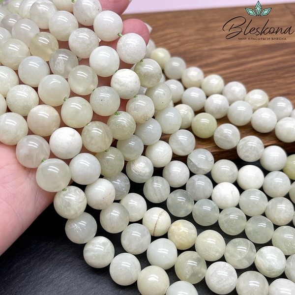 Жадеит зеленый №6 10 мм