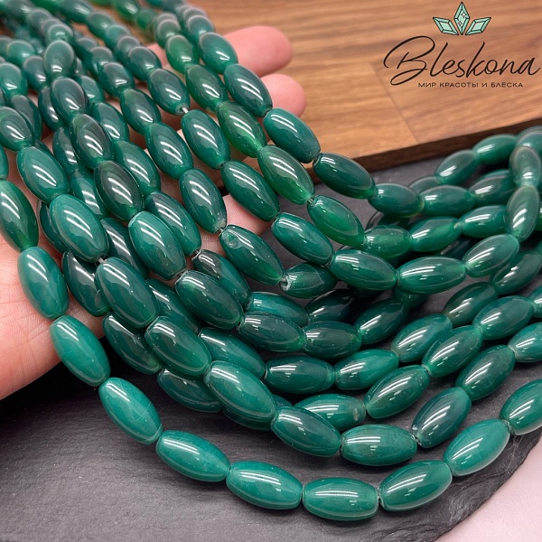 Агат зеленый (тонированный) №1 рис 15*8 мм