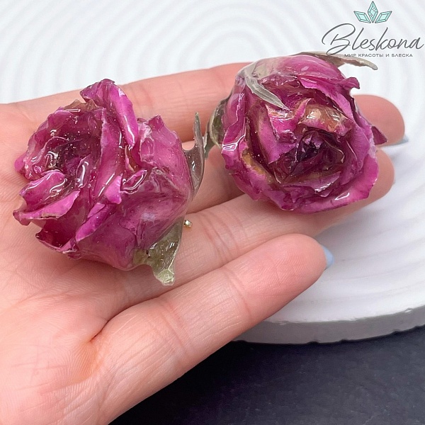 33-38 мм, Цвет золото, Подвеска роза в эпоксидной смоле