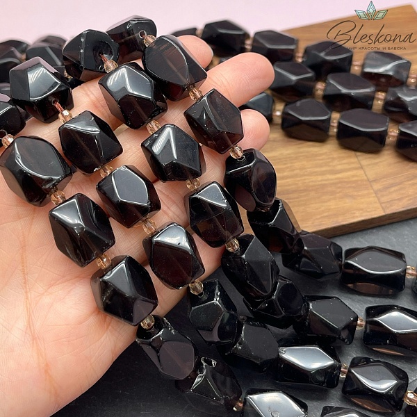 Раухтопаз фриформ огранка  (15-23)*(13-15) мм