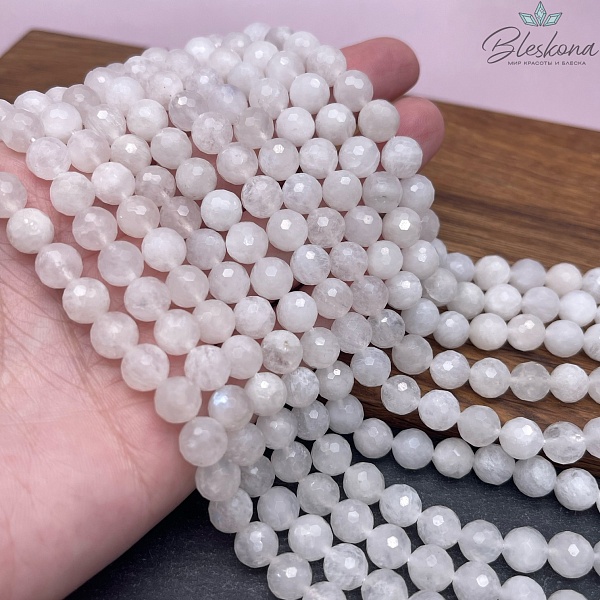 Лунный камень огранка 8 мм