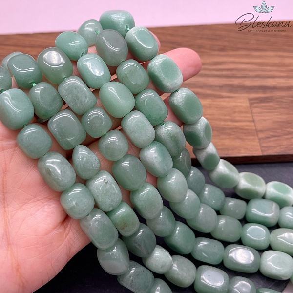 Авантюрин зеленый галтовка 15*10 мм