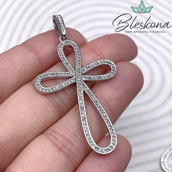 47*30,5 мм Цвет серебро, Подвеска Крест бесконечность с цирконами