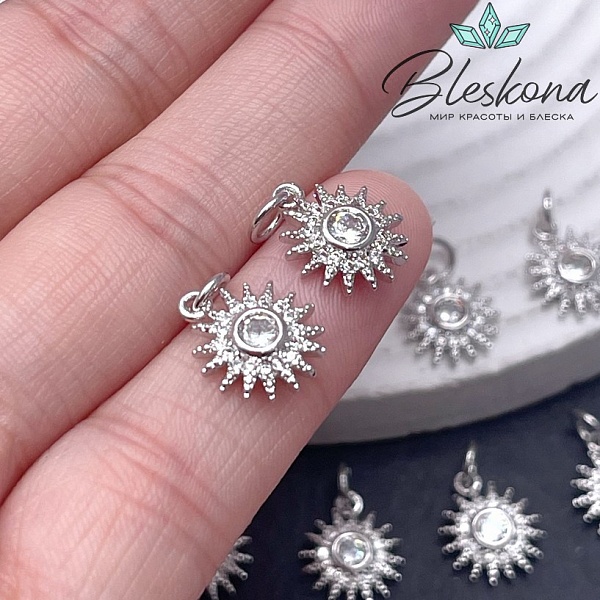 12,4*10,5 мм Цвет серебро, Подвеска солнце цирконы 