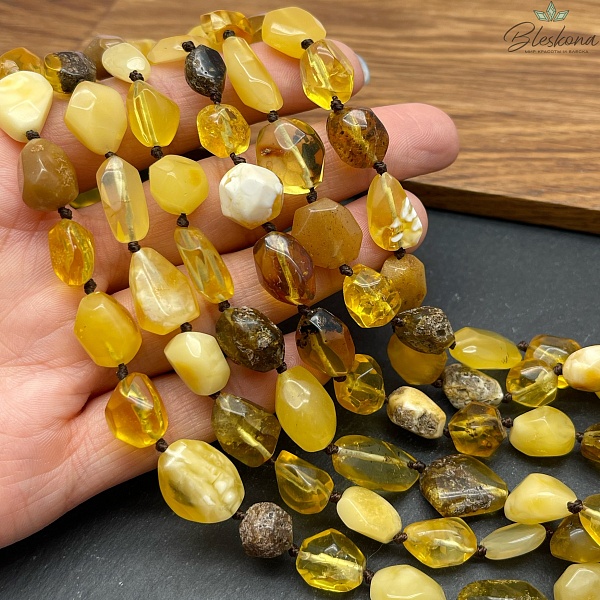 Янтарь микс галтовка  9-11 мм