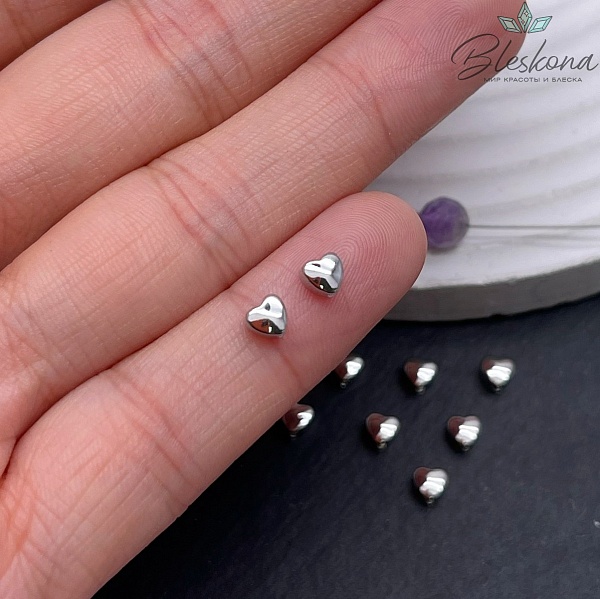 4 мм Цвет серебро, Бусина Сердце малое 