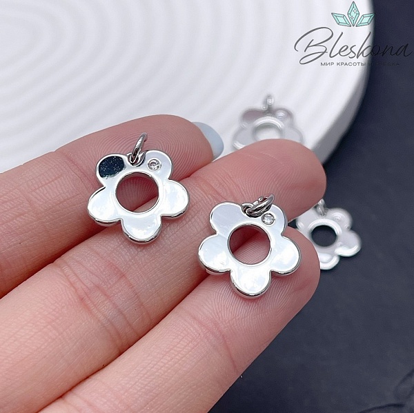 15,5 мм Цвет серебро, Подвеска Цветок с цирконом