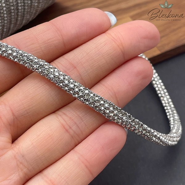 Стразовый шнур мелкие стразы 5 мм