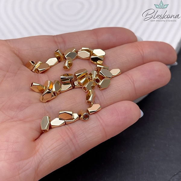 6*4 мм Цвет золото, Бусина 3 грани