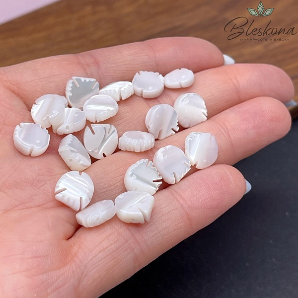 Перламутр белый Рыбка 9 мм уп. 5 шт