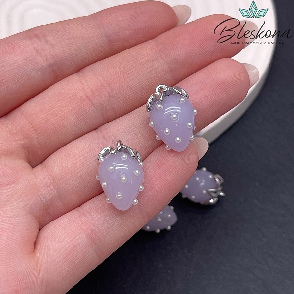 19*13 мм Цвет серебро, Подвеска клубничка сиреневая
