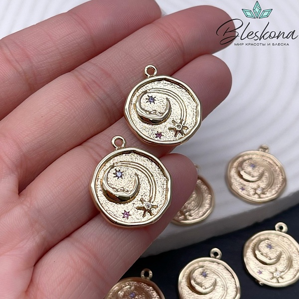 22*19 мм Цвет золото, Подвеска луна со звездой в круге с цирконами 