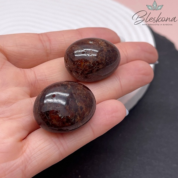 Гранат галтовка 24-26 мм