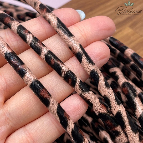 Шнур из экокожи леопардовый принт светлый 6 мм