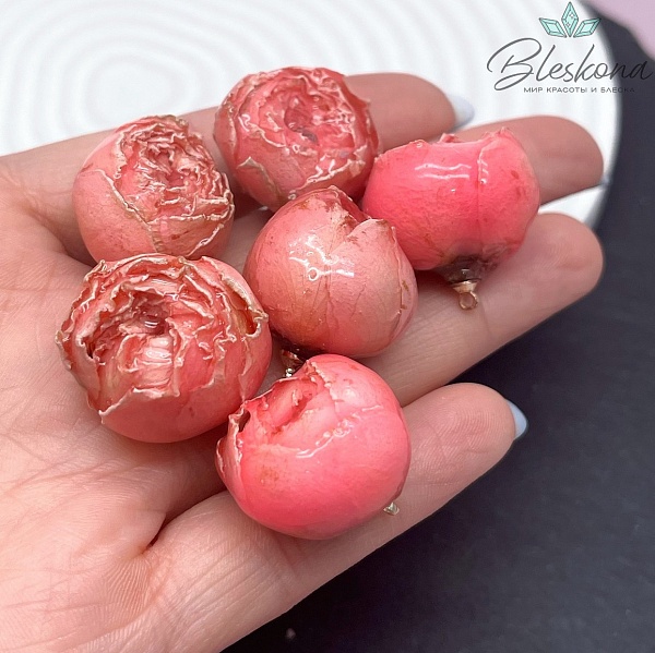 21-26 мм, Цвет золото, Подвеска роза в эпоксидной смоле №3