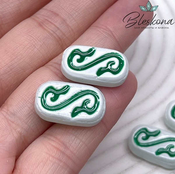 20*11,5 мм Бусина Этно округленный прямоугольник бело-зеленый