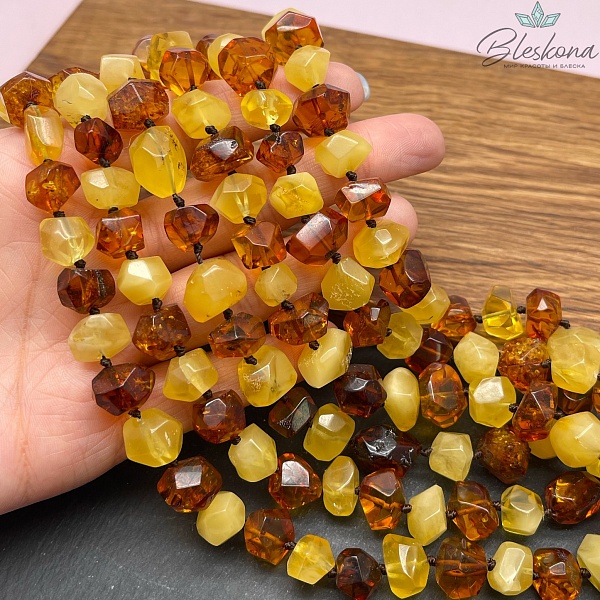 Янтарь микс галтовка огранка 11-14 мм 