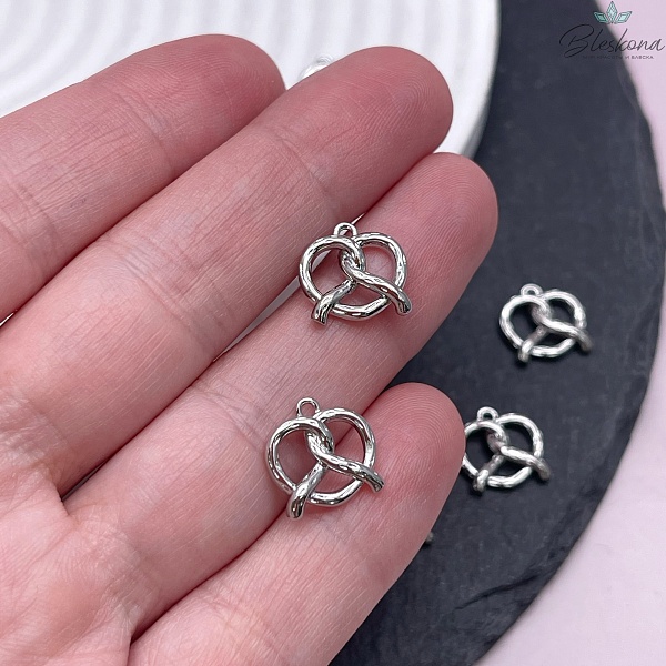 12 мм Цвет серебро, Подвеска Крендель