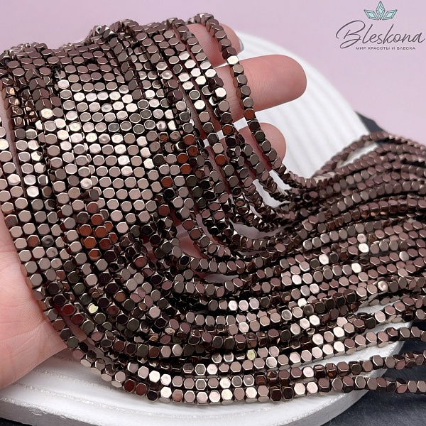 3 мм Гематин имитация, цвет коричневый (шоколадный) куб огранка