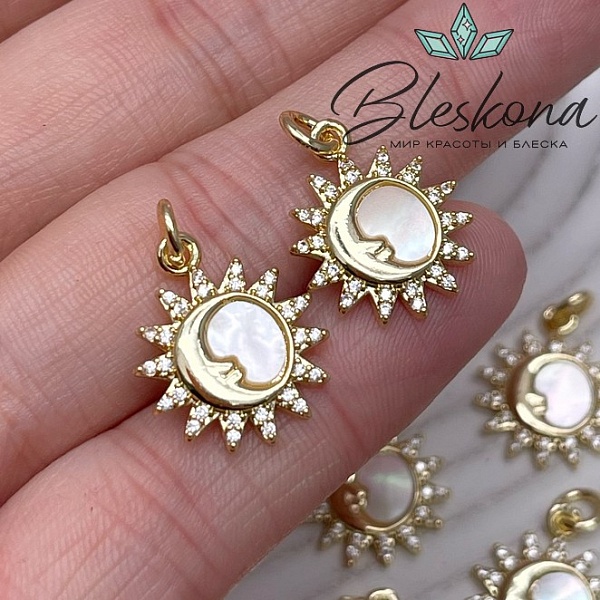 17,5*14 мм Цвет золото, Подвеска солнце, полумесяц с перламутром и цирконами
